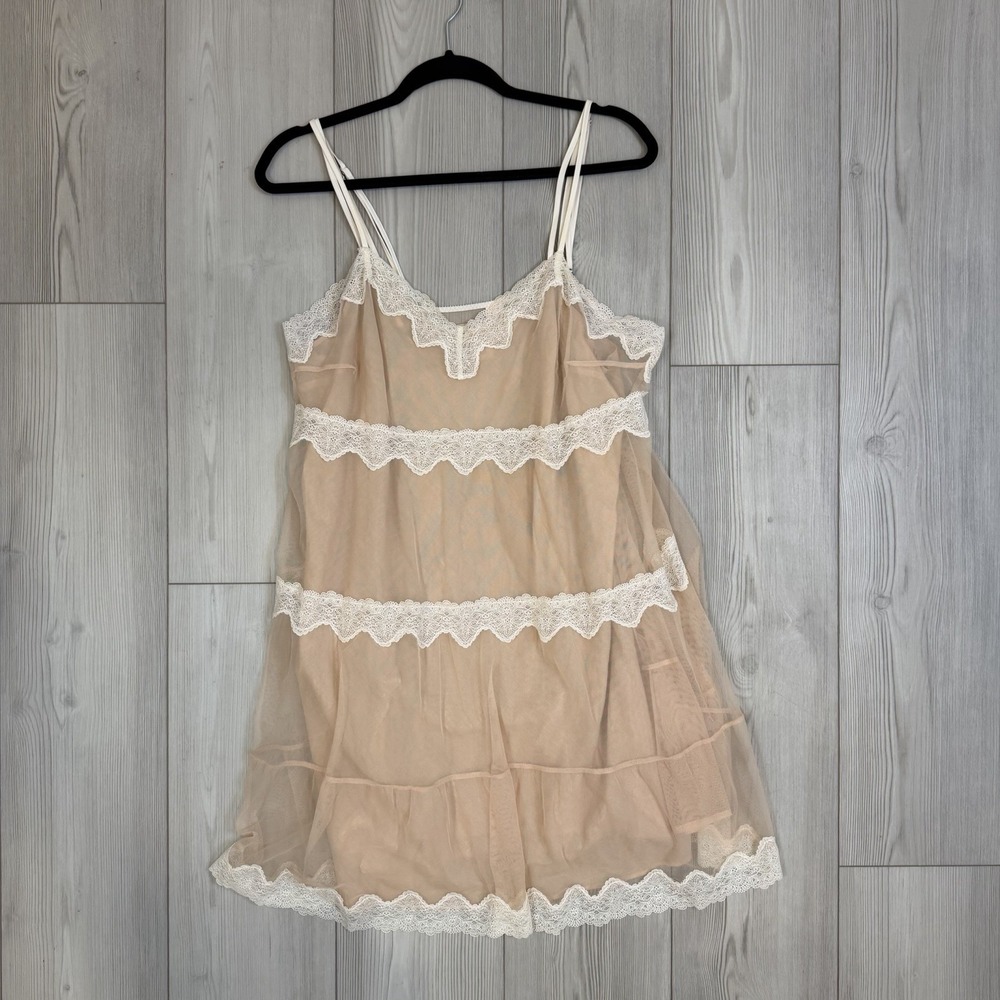 Victoria's Secret Lingerie Mesh Lace Slip Babydoll Size Large Beige Nude White